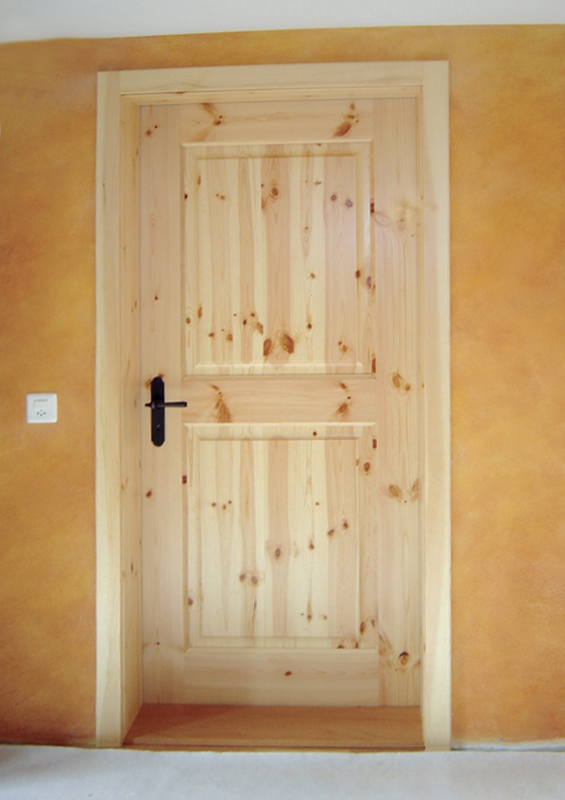 Türen – Referenzobjekte: Schreinerei Tödi AG